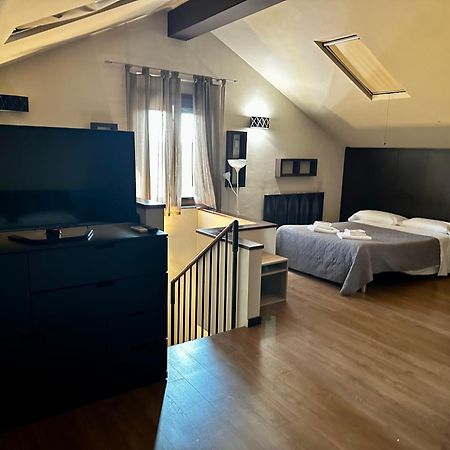 Borgo Manzoni - Charming House Hotel รอซซาโน ภายนอก รูปภาพ