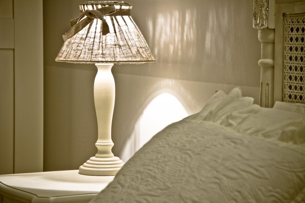 Borgo Manzoni - Charming House Hotel รอซซาโน ภายนอก รูปภาพ