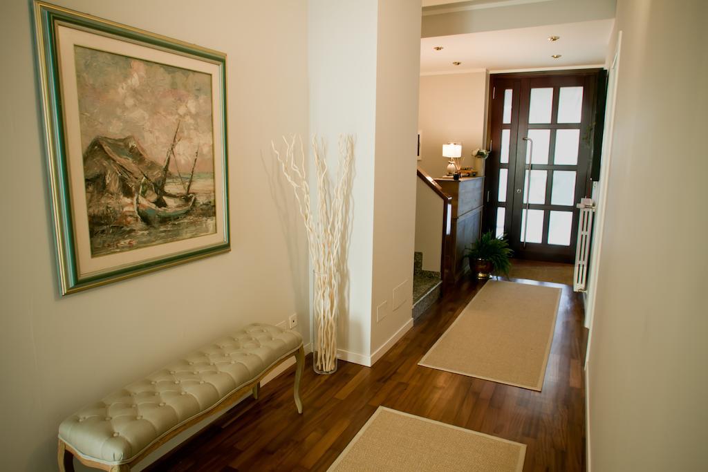 Borgo Manzoni - Charming House Hotel รอซซาโน ภายนอก รูปภาพ
